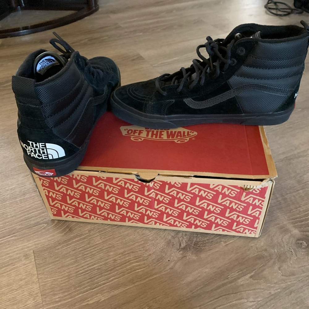 Men’s size 13. Vans/north face sneaker
